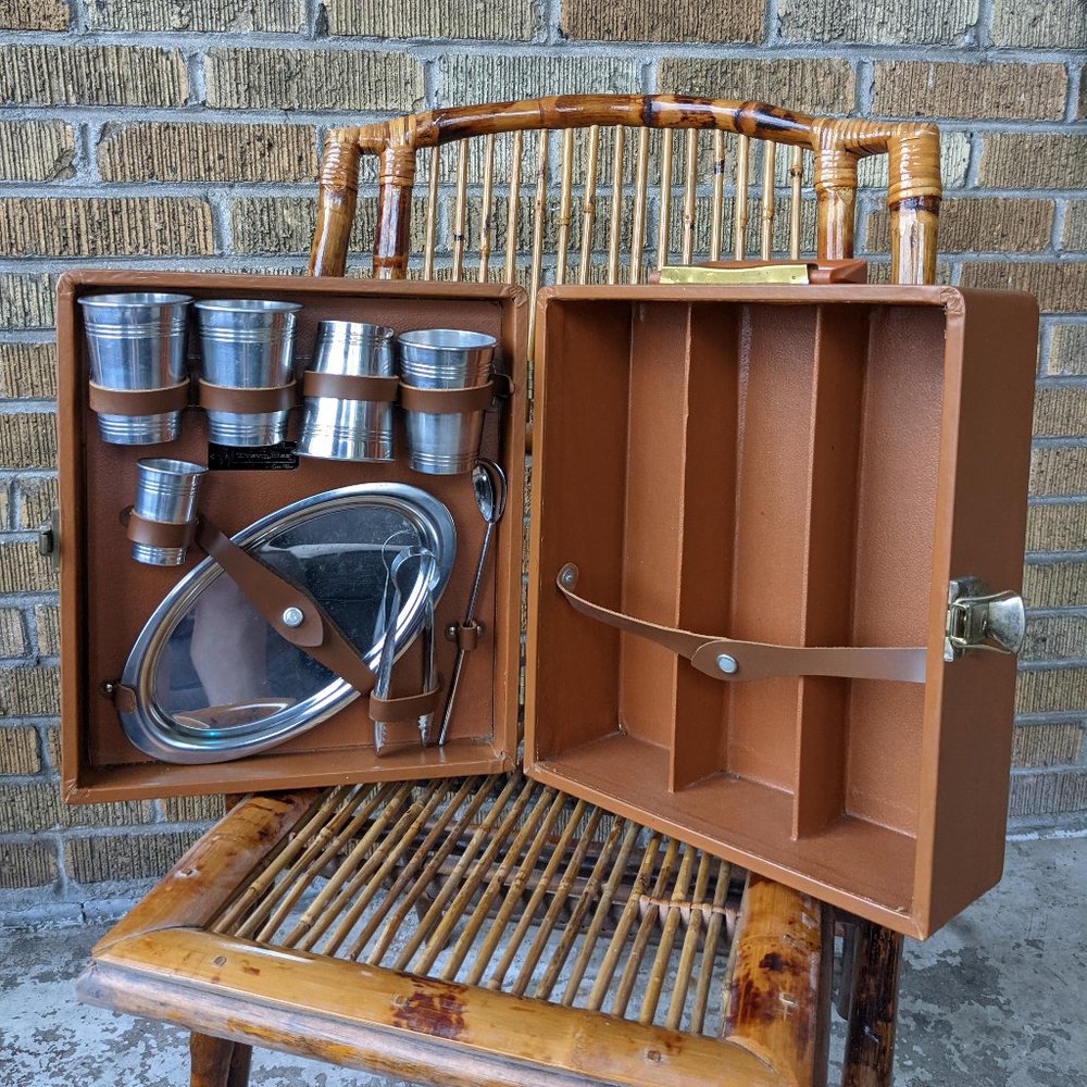 TRAV L BAR MADE BY EVER-WEAR FROM EARLY 1960'S  3 Bottles GOOD VINTAGE CONDITION